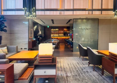 Lobby seating area and entrance to Lounge restaurant at Courtyard Taipei Downtown.